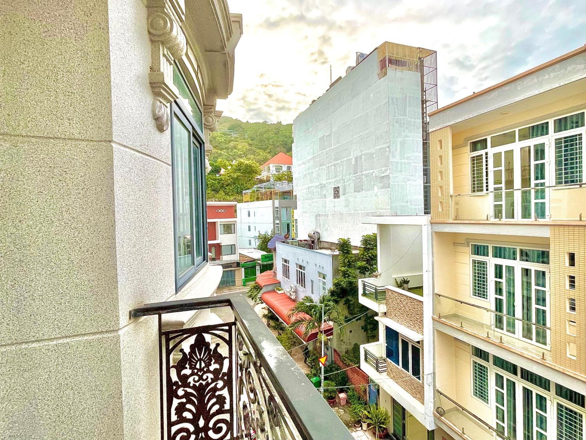 Helen Hotel & Apartment ブンタオ エクステリア 写真